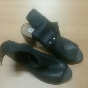 Steve Madden heels nwob